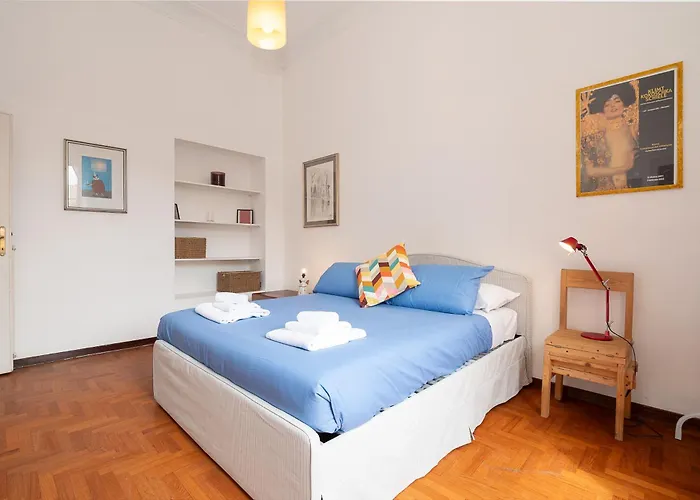Casa Lucrezio Saint Peter's *