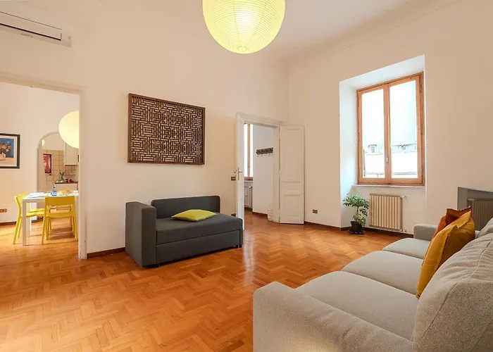 Casa Lucrezio Saint Peter's